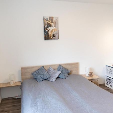 Sflower Apartman Eger Exterior photo